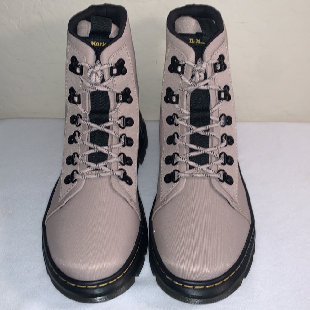 DR MARTENS BRAND NEW SIZE 9 COMBS W LACE UP BOOTS - Picture 2 of 11